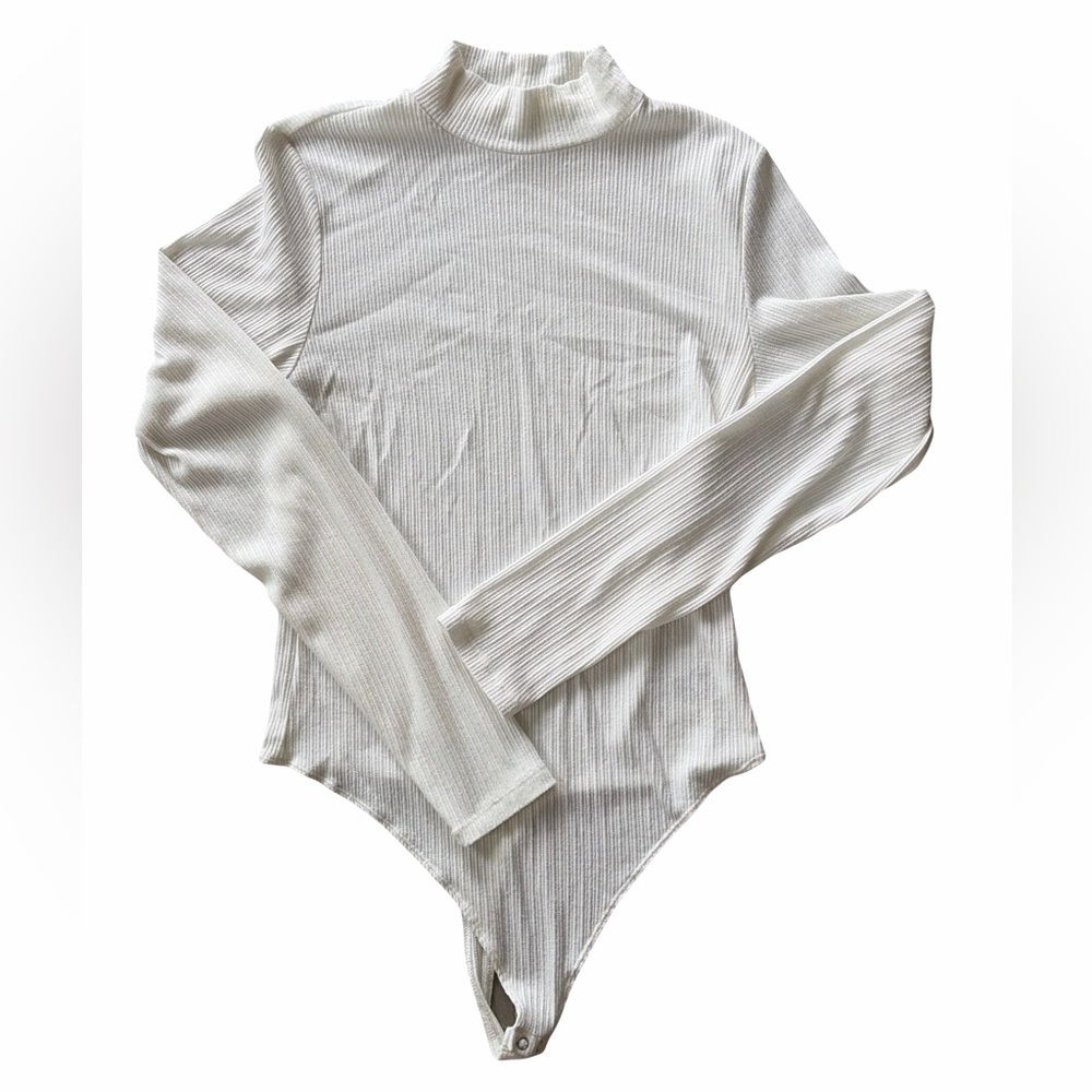American Eagle Outfitters White Long Sleeve Bodysuit - Picture 2 of 3